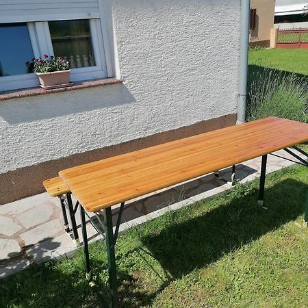 Apartament Domus Nostra Lovinac  Zewnętrze zdjęcie