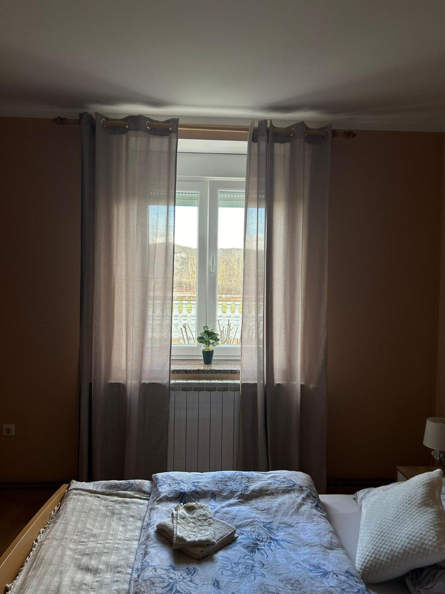 Apartament Domus Nostra Lovinac  Zewnętrze zdjęcie