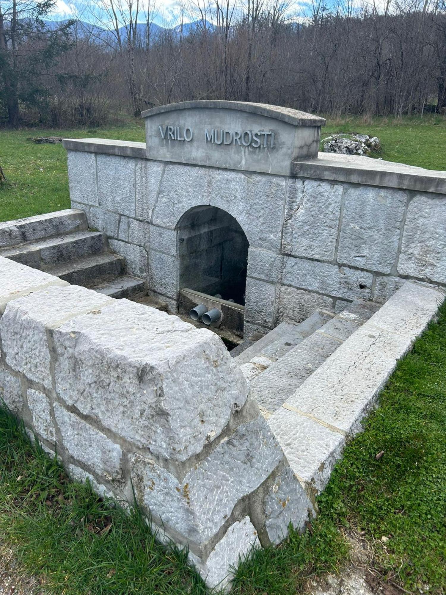 Apartament Domus Nostra Lovinac  Zewnętrze zdjęcie